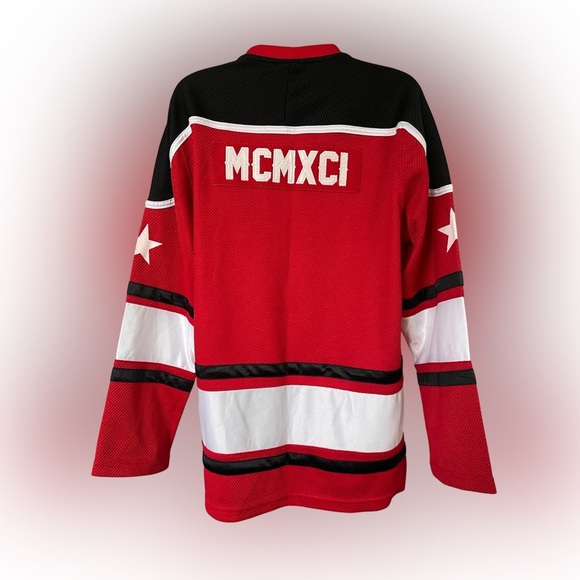 Southpole “99” Hockey-Style Jersey – Bold Streetwear Look - Picture 2 of 4